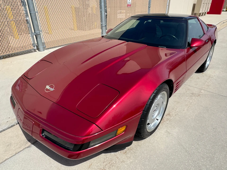 1992 Chevrolet Corvette C4 - Image 8 of 31