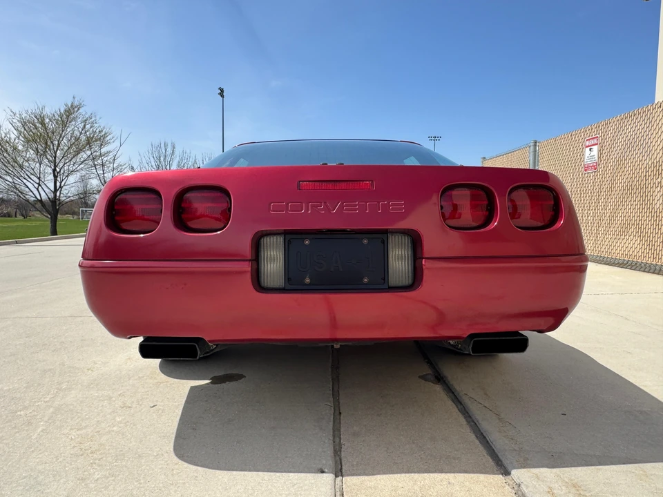 1992 Chevrolet Corvette C4 - Image 16 of 31