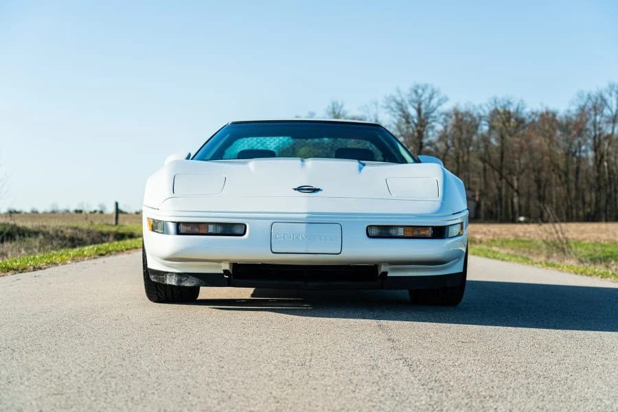 1992 Chevrolet Corvette C4 - Image 15 of 31
