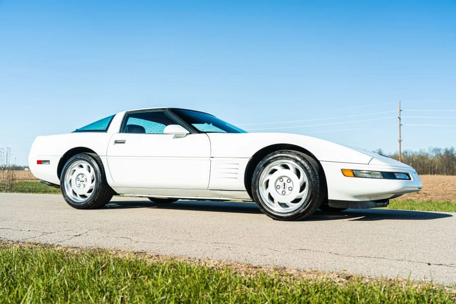 1992 Chevrolet Corvette C4 - Image 2 of 31