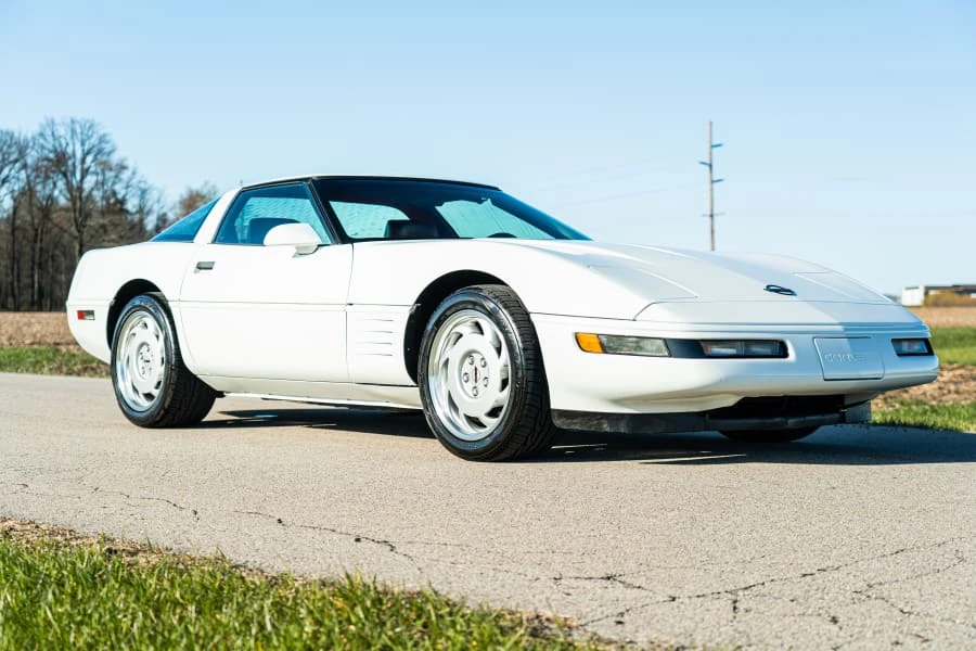 1992 Chevrolet Corvette C4 - Image 17 of 31