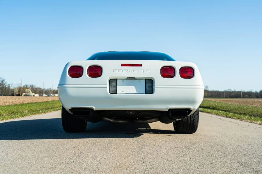 1992 Chevrolet Corvette C4 - Image 13 of 31