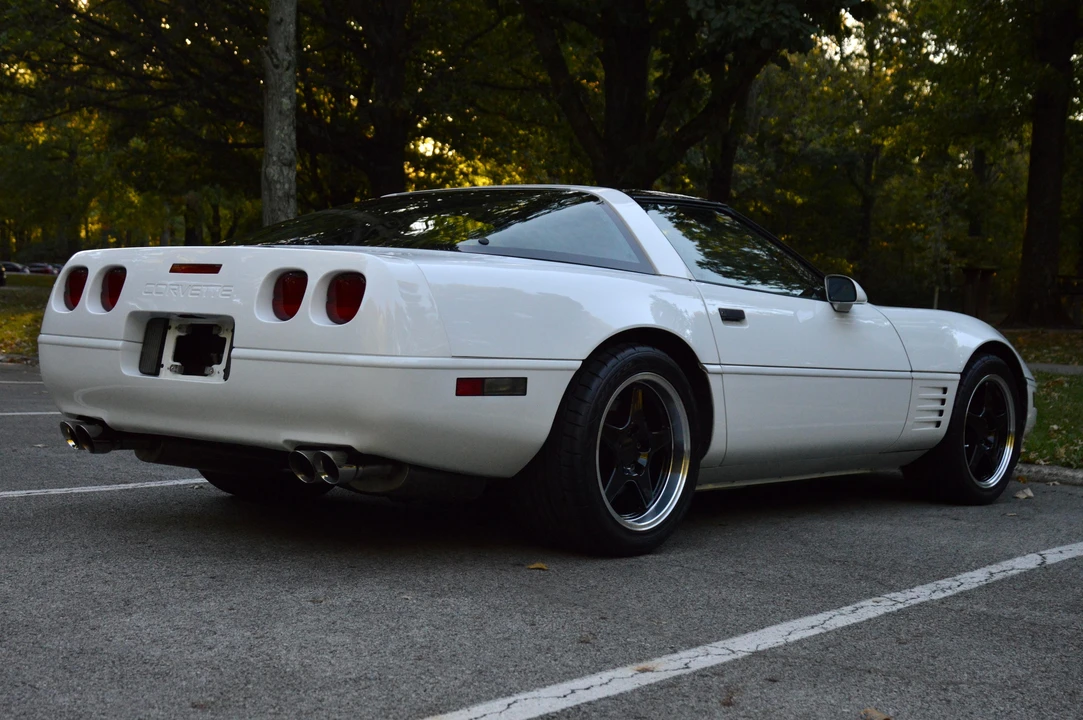 1992 Chevrolet Corvette C4 - Image 18 of 31