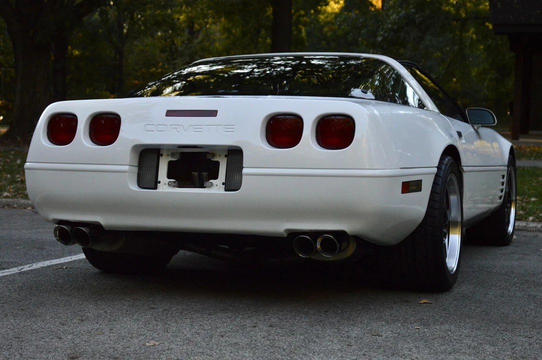 1992 Chevrolet Corvette C4 - Image 16 of 31