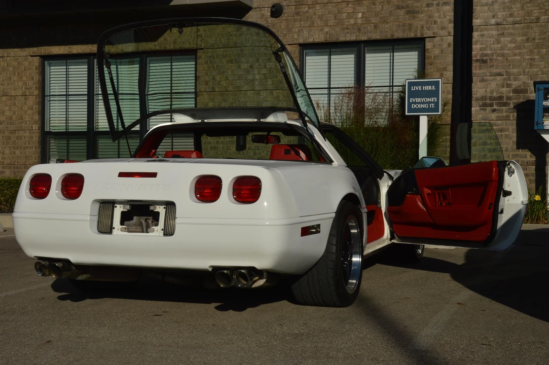 1992 Chevrolet Corvette C4 - Image 29 of 31
