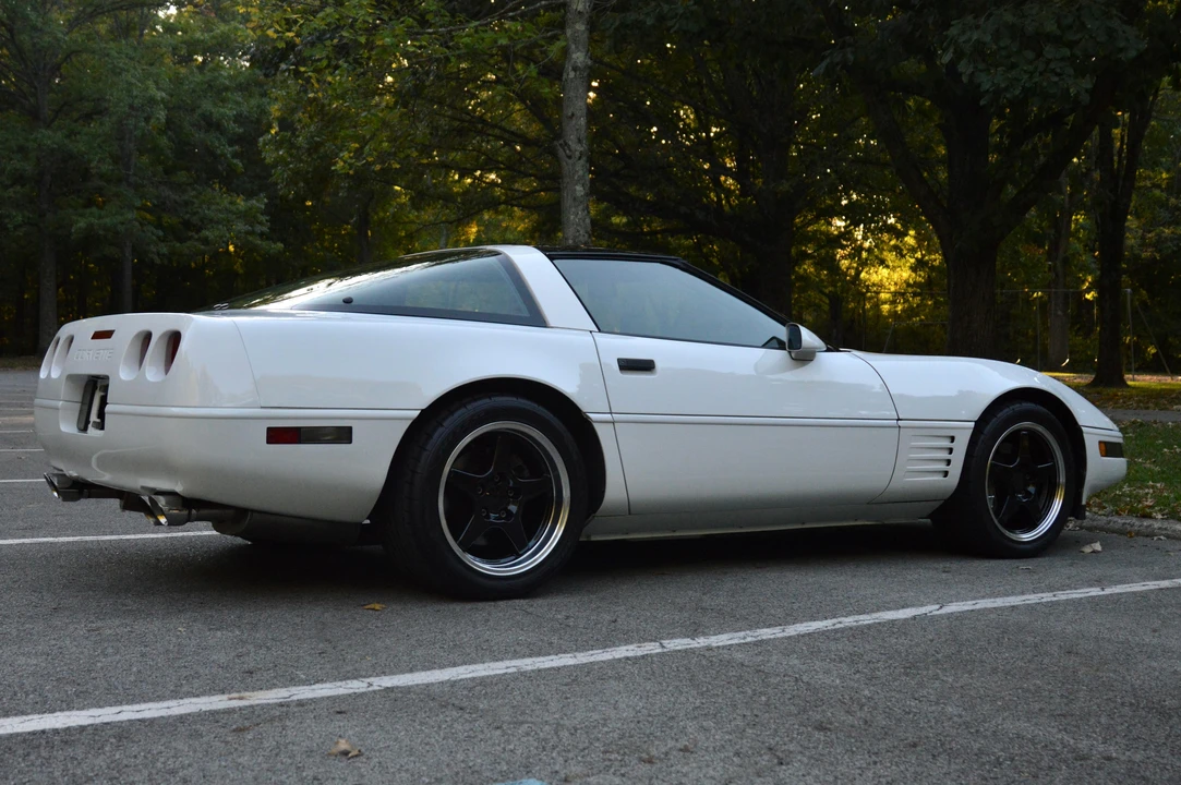 1992 Chevrolet Corvette C4 - Image 20 of 31