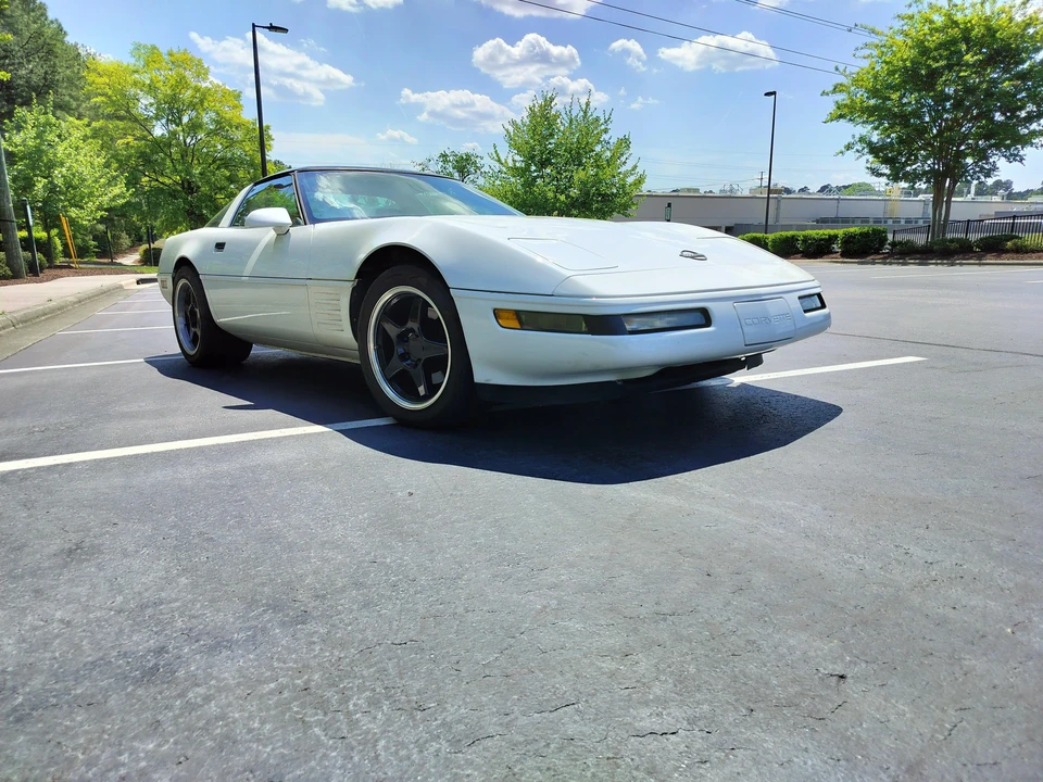 1992 Chevrolet Corvette C4 - Image 8 of 31