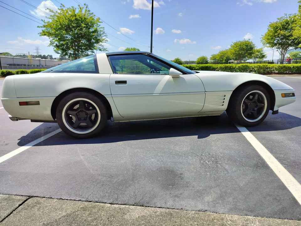 1992 Chevrolet Corvette C4 - Image 7 of 31