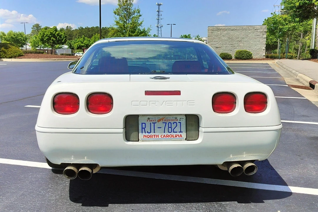 1992 Chevrolet Corvette C4 - Image 5 of 31