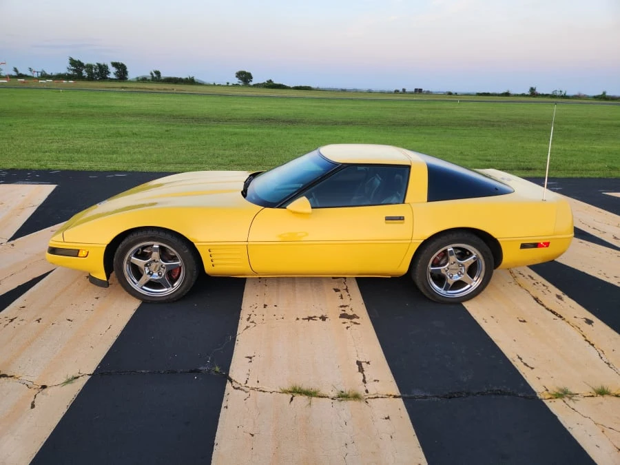 1992 Chevrolet Corvette C4 - Image 13 of 18