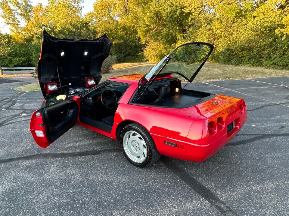 1992 Chevrolet Corvette C4 - Image 20 of 31