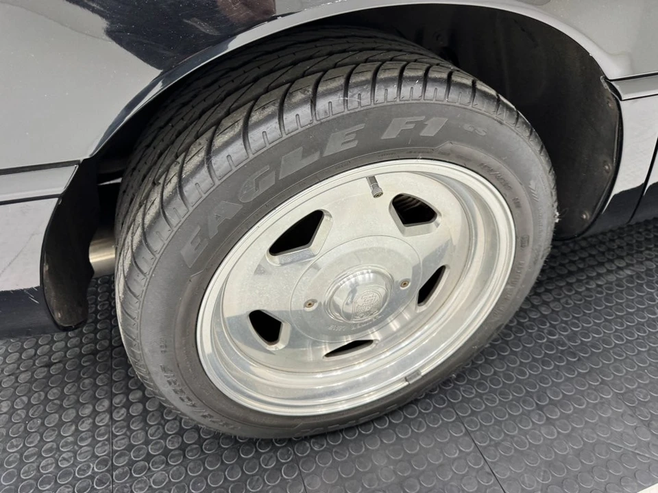 1992 Chevrolet Corvette C4 - Image 22 of 31