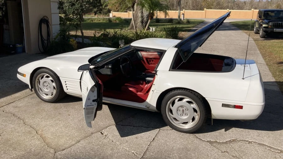 1992 Chevrolet Corvette C4 - Image 5 of 13