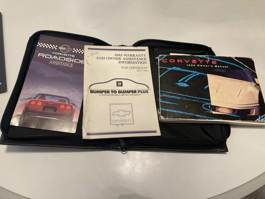 1992 Chevrolet Corvette C4 - Image 13 of 13