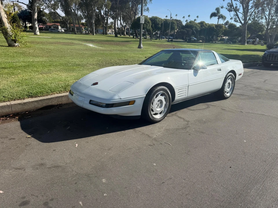 1992 Chevrolet Corvette C4 - Image 10 of 31