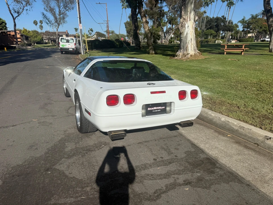 1992 Chevrolet Corvette C4 - Image 14 of 31