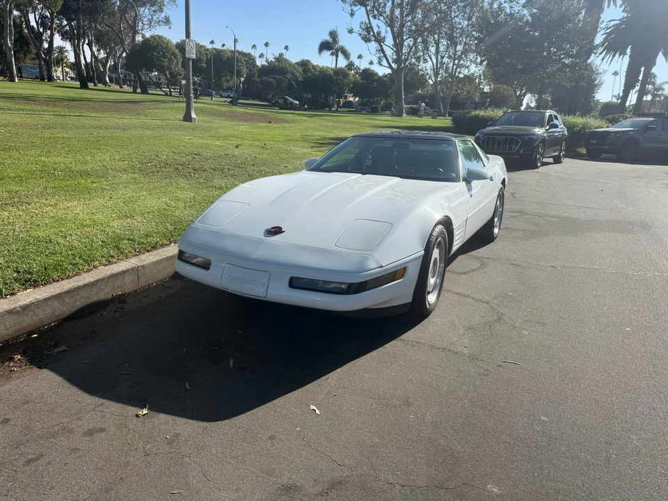 1992 Chevrolet Corvette C4 - Image 7 of 31