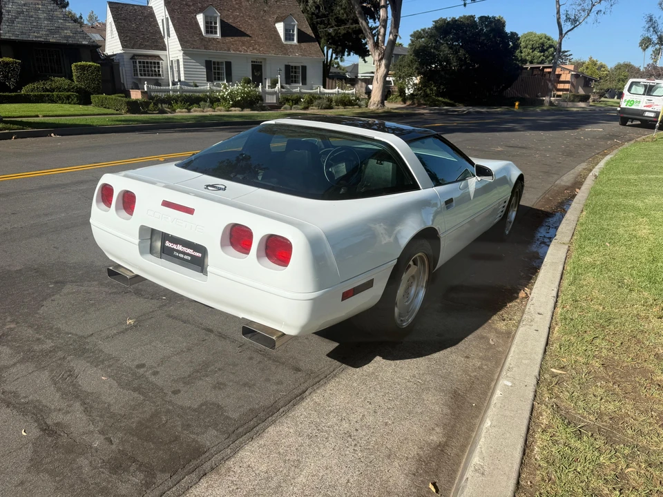 1992 Chevrolet Corvette C4 - Image 15 of 31
