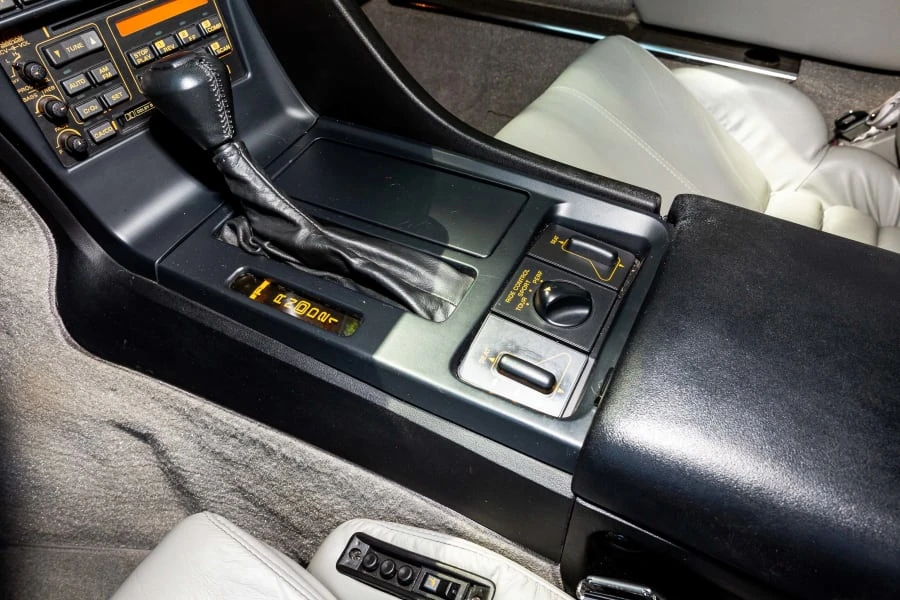 1992 Chevrolet Corvette C4 - Image 6 of 12
