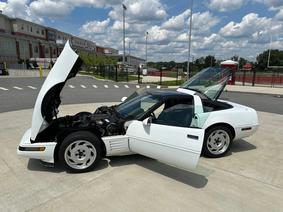 1992 Chevrolet Corvette C4 - Image 31 of 31