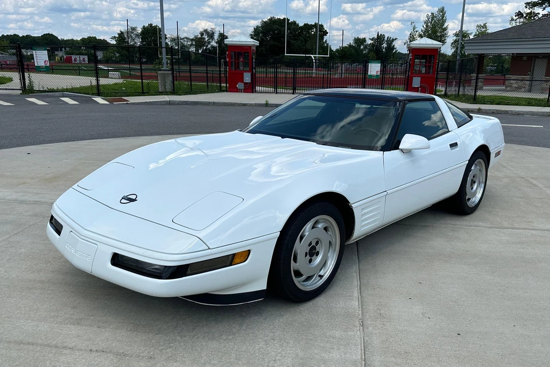 1992 Chevrolet Corvette C4 - Image 10 of 31