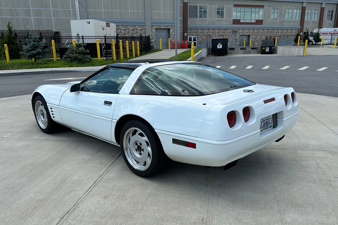 1992 Chevrolet Corvette C4 - Image 15 of 31