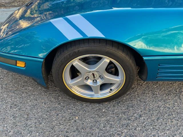 1992 Chevrolet Corvette C4 - Image 19 of 29