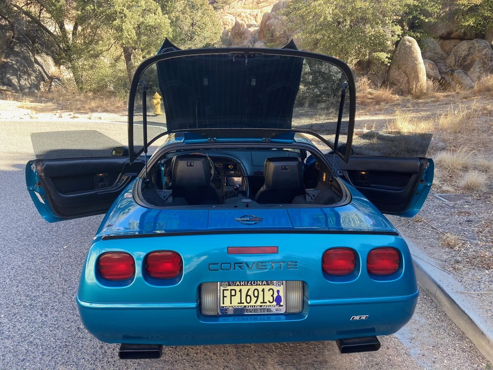 1992 Chevrolet Corvette C4 - Image 17 of 29