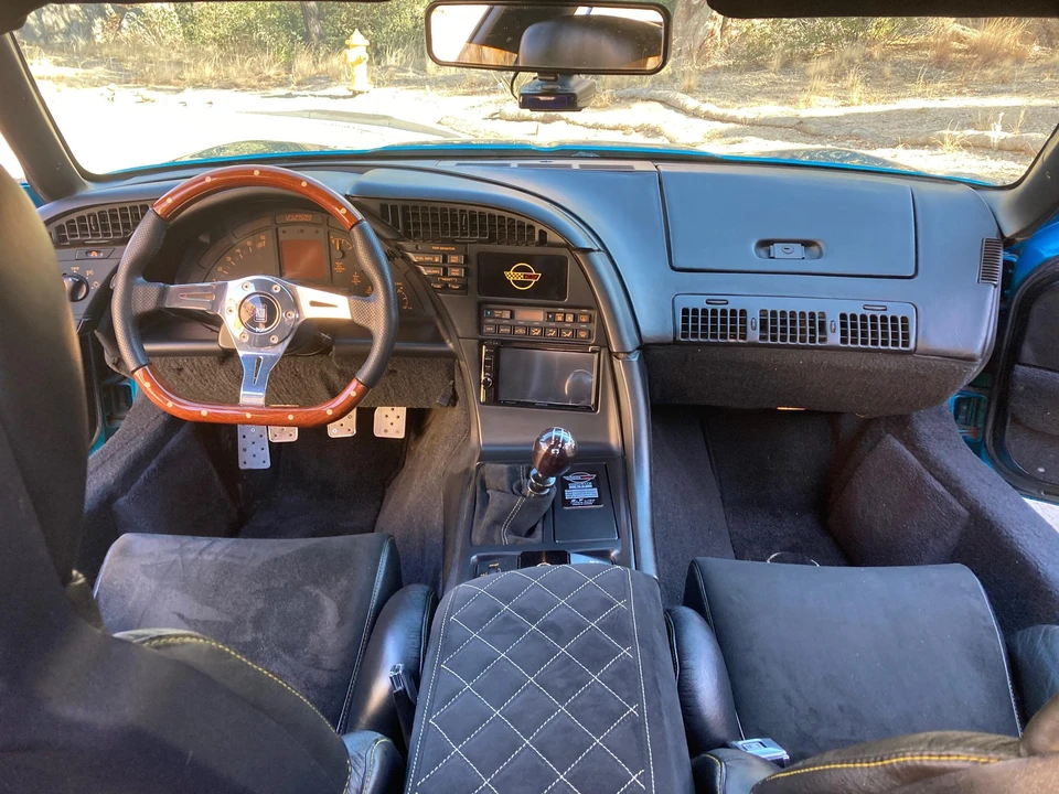 1992 Chevrolet Corvette C4 - Image 26 of 29