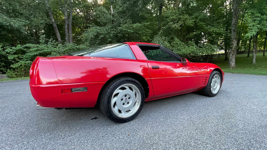1992 Chevrolet Corvette C4 - Image 12 of 18