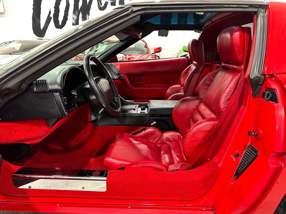 1992 Chevrolet Corvette C4 - Image 9 of 21