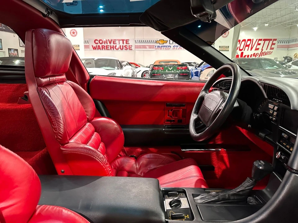 1992 Chevrolet Corvette C4 - Image 13 of 21
