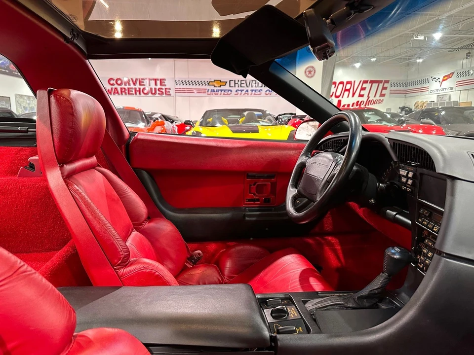 1992 Chevrolet Corvette C4 - Image 17 of 21