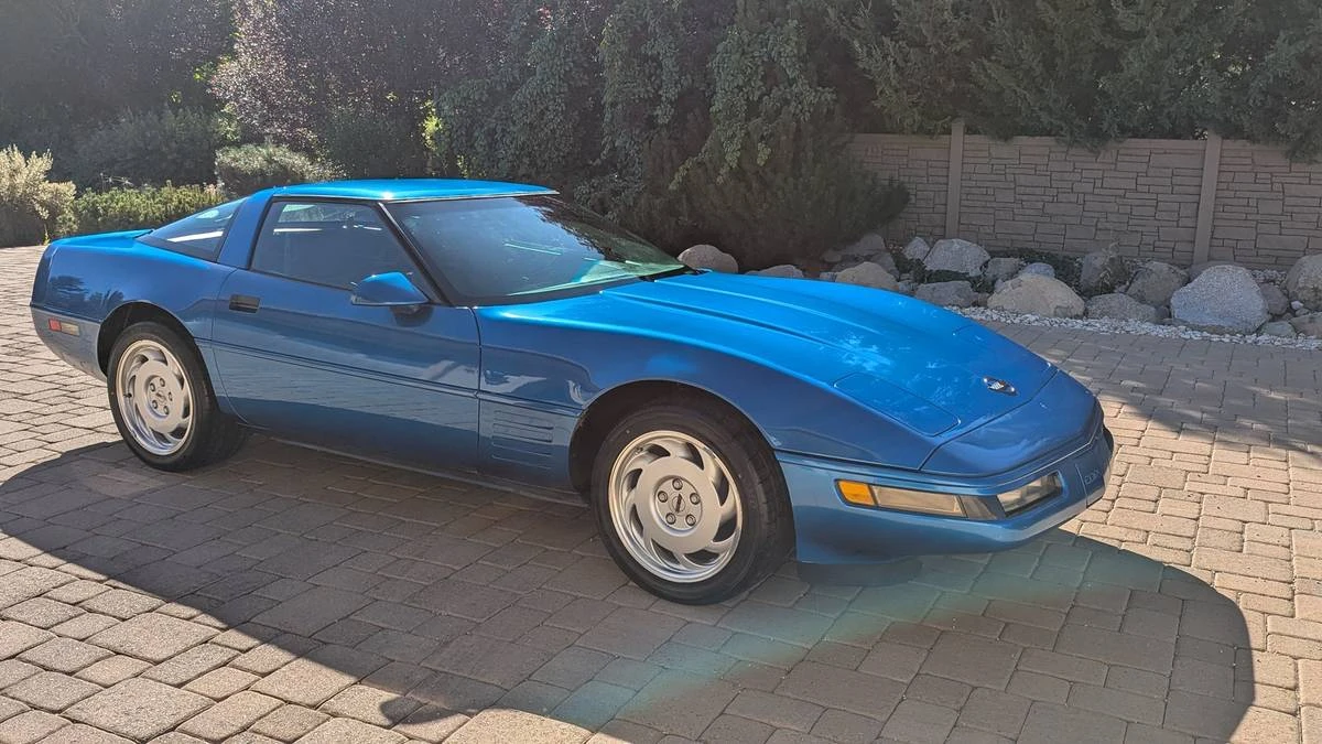 1992 Chevrolet Corvette C4 - Image 9 of 24