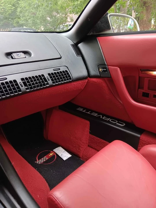 1992 Chevrolet Corvette C4 - Image 5 of 11