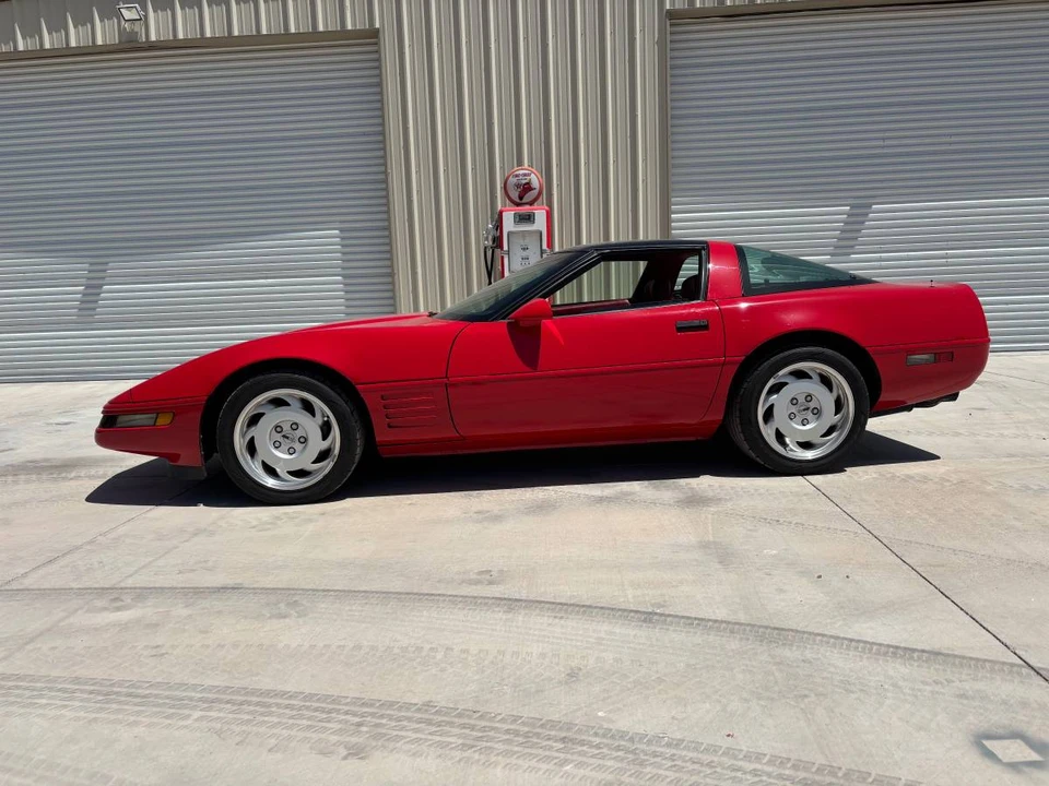 1992 Chevrolet Corvette C4 - Image 14 of 15