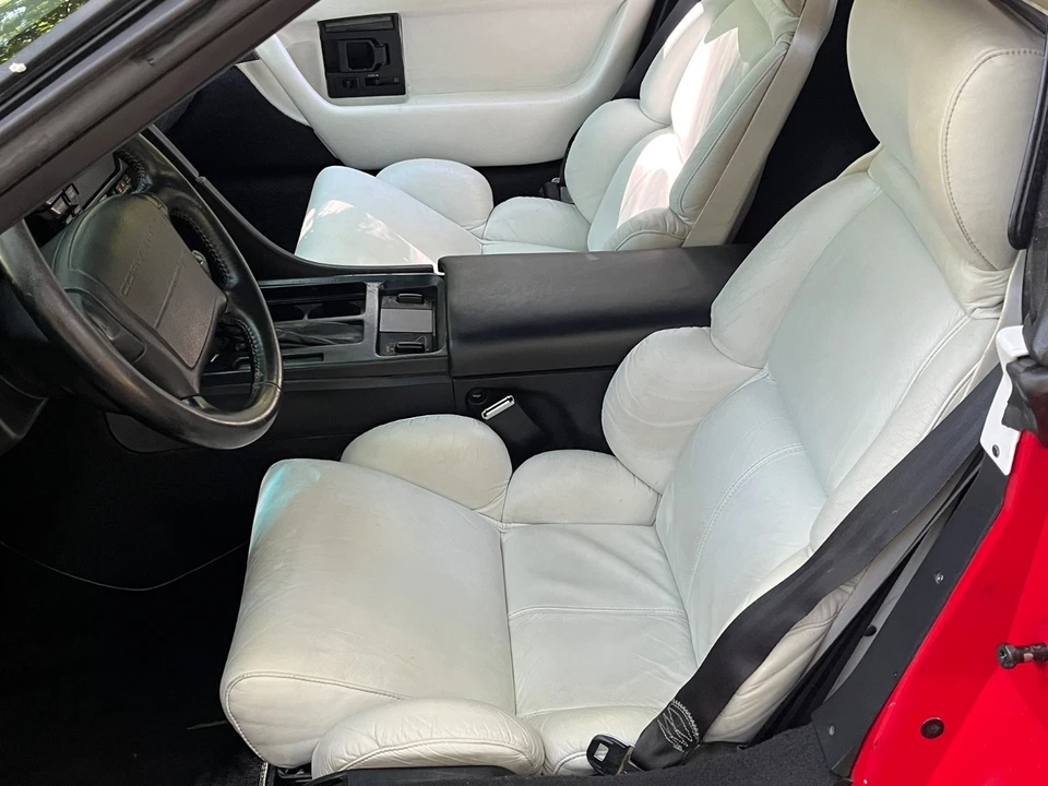 1992 Chevrolet Corvette C4 - Image 16 of 21