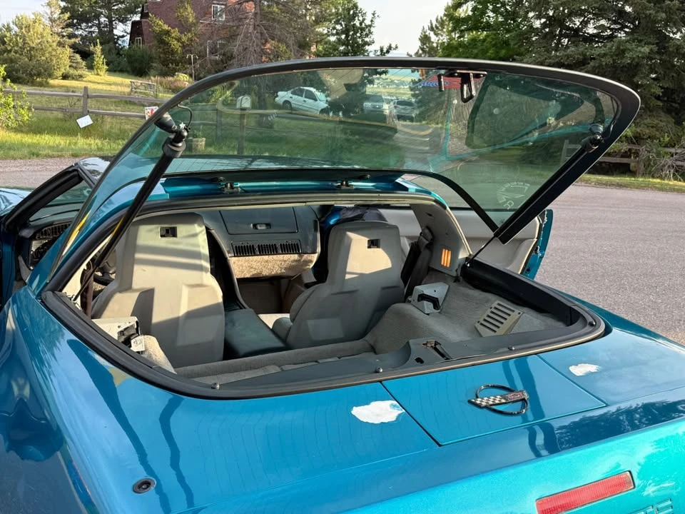 1992 Chevrolet Corvette C4 - Image 8 of 11