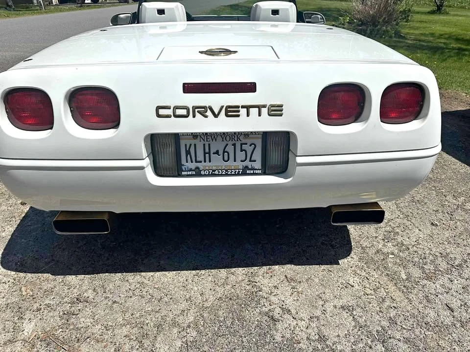 1992 Chevrolet Corvette C4 - Image 1 of 10