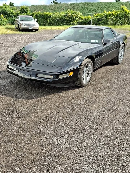 1992 Chevrolet Corvette C4 - Image 1 of 2
