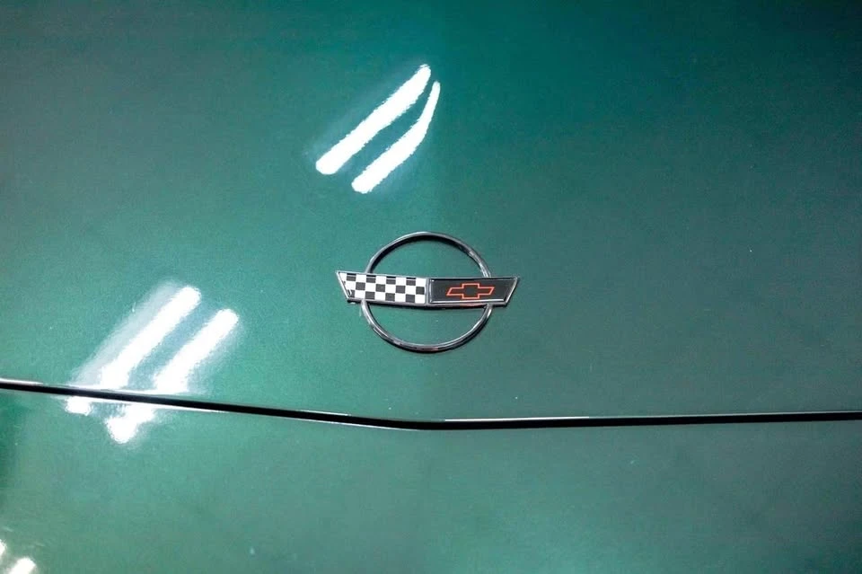 1992 Chevrolet Corvette C4 - Image 1 of 20