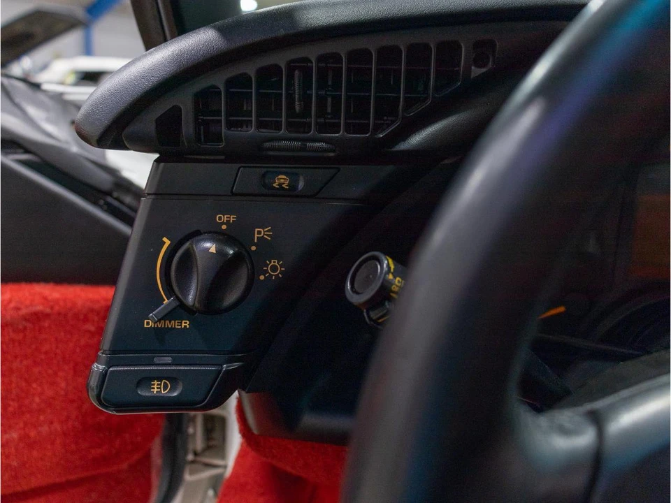 1992 Chevrolet Corvette C4 - Image 30 of 31