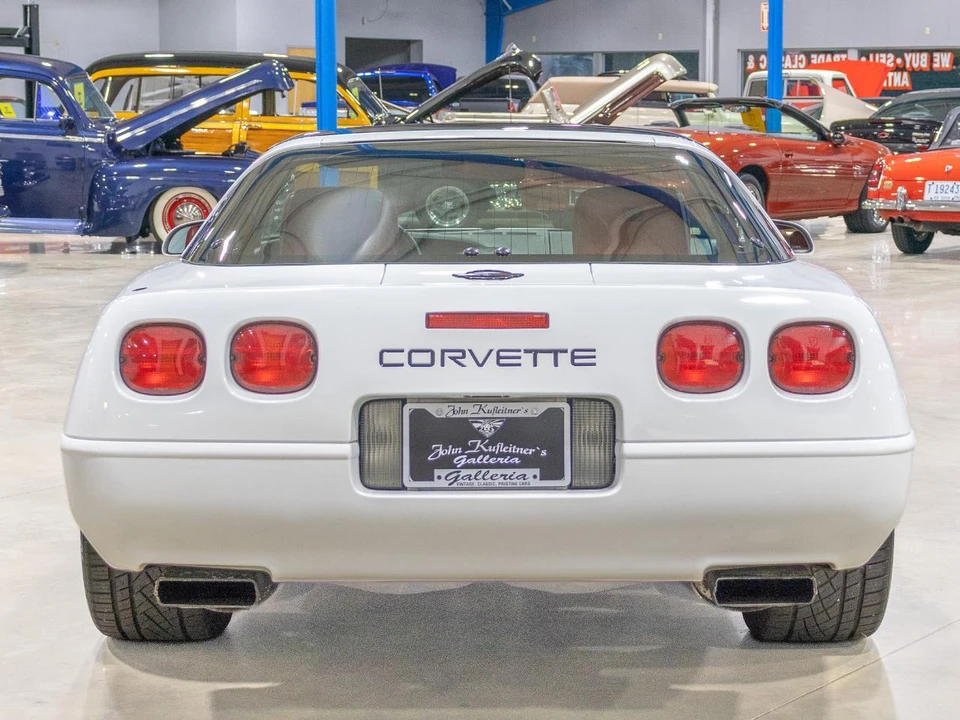 1992 Chevrolet Corvette C4 - Image 6 of 31
