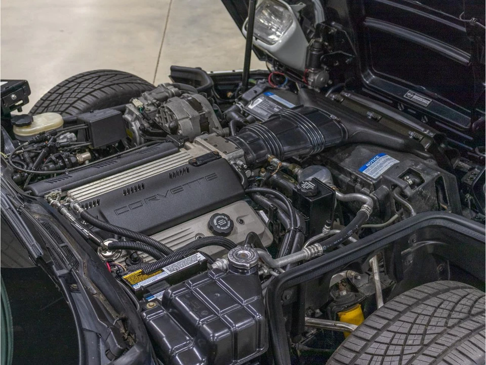 1992 Chevrolet Corvette C4 - Image 12 of 31