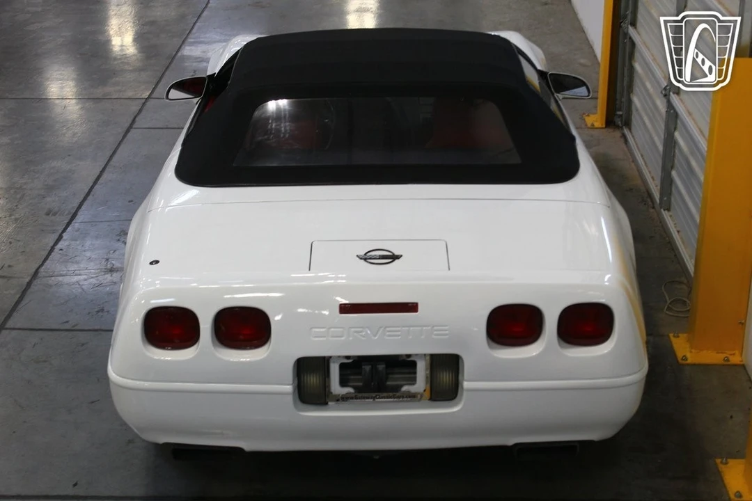 1992 Chevrolet Corvette C4 - Image 18 of 21