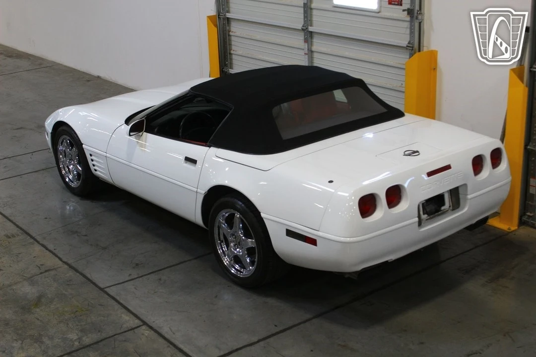 1992 Chevrolet Corvette C4 - Image 17 of 21