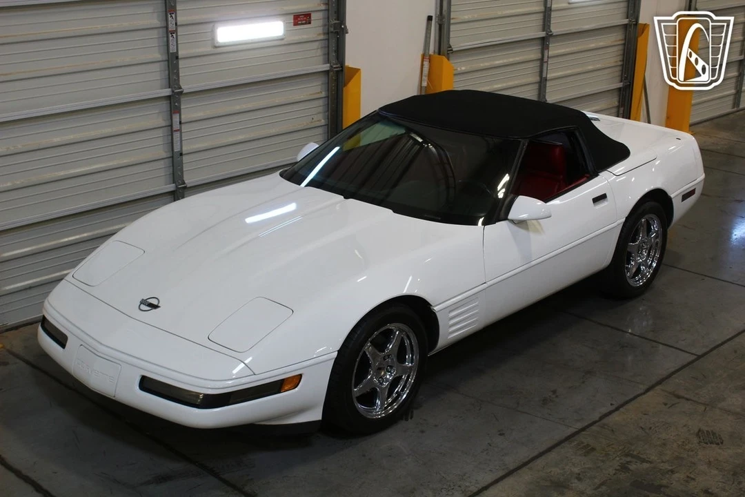 1992 Chevrolet Corvette C4 - Image 15 of 21