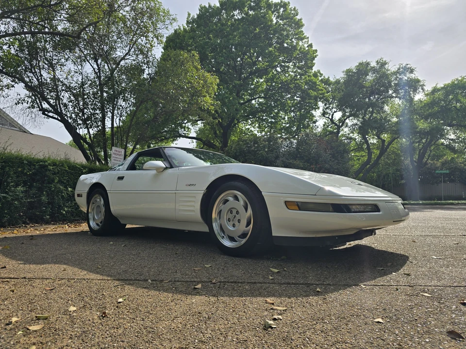 1992 Chevrolet Corvette C4 ZR1 - Image 3 of 31