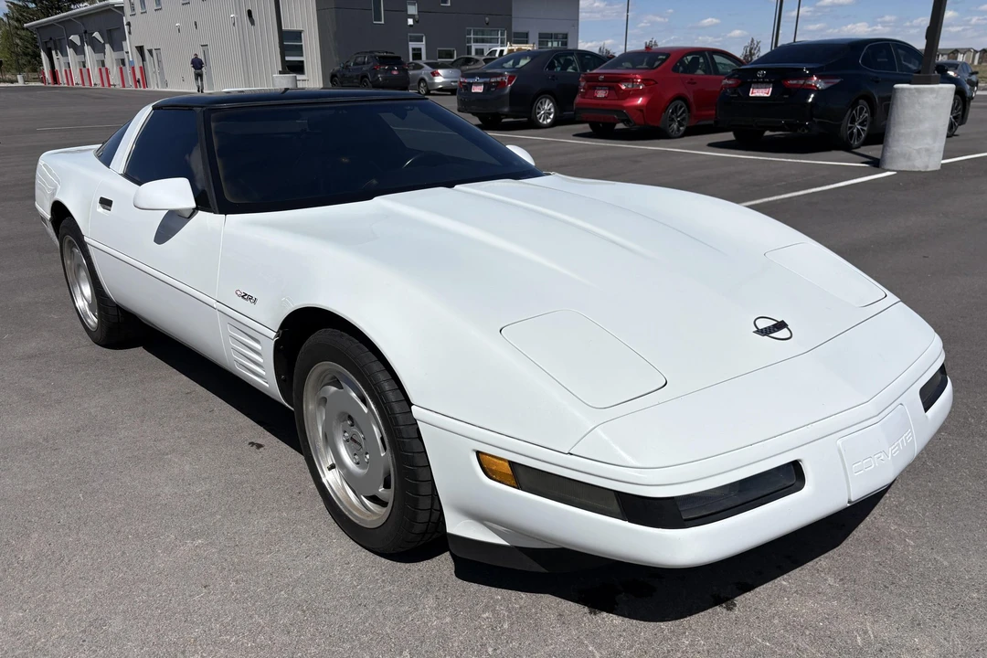 1992 Chevrolet - Image 1 of 31