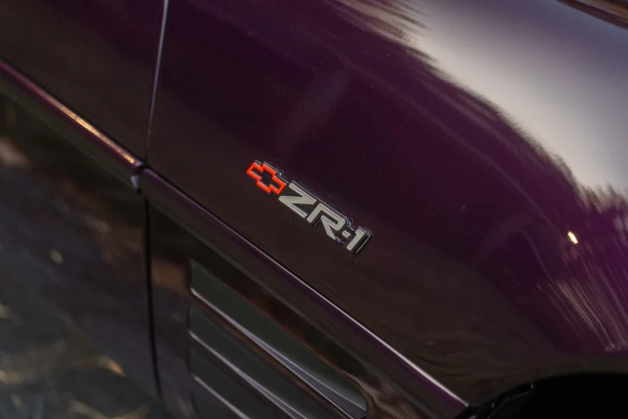 1992 Chevrolet Corvette C4 ZR1 - Image 11 of 18